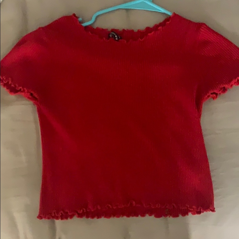 red crop top